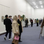 گزارش تصویری نمایشگاه گروهی «آخرین نگاه به نفس‌های زمین» در کوشک باغ هنر